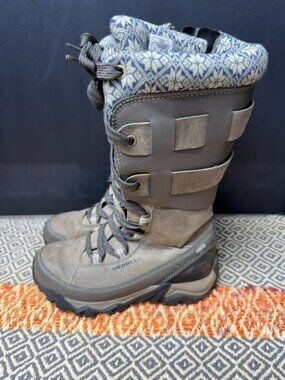 Merrell Polarand Rove Peak Woman's Size 6